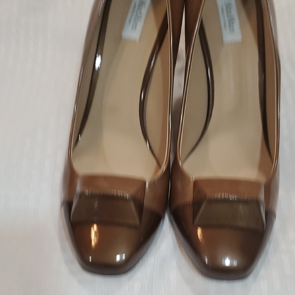MaxMara Brown High-Heeled Pumps with a shiny Finish - Picture 14 of 16